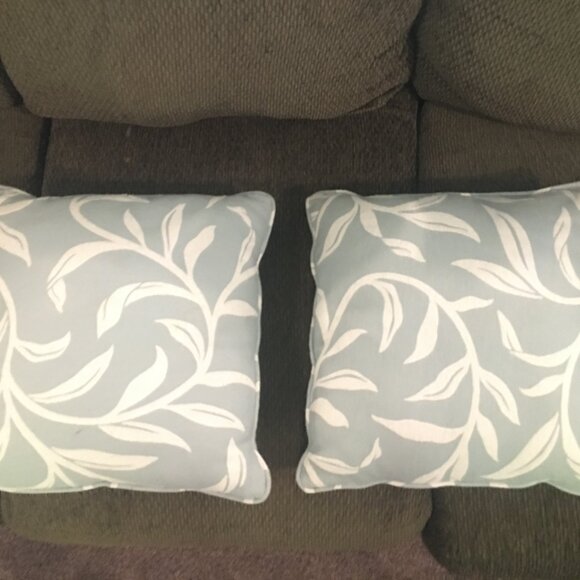 Throw Pillows (2) - Picture 2 of 3